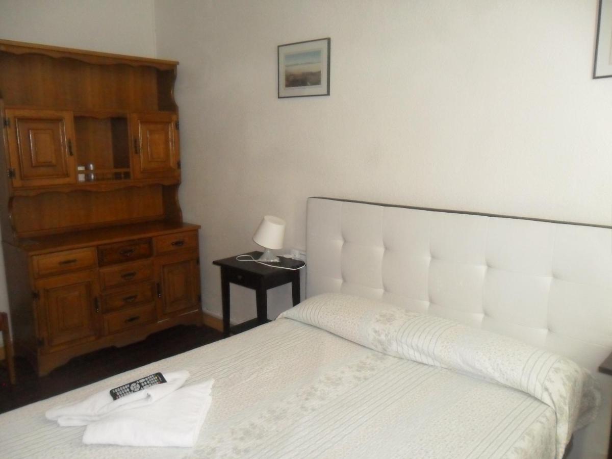 Hostal Porta De Nuria 리베스 데 프레세르 외부 사진