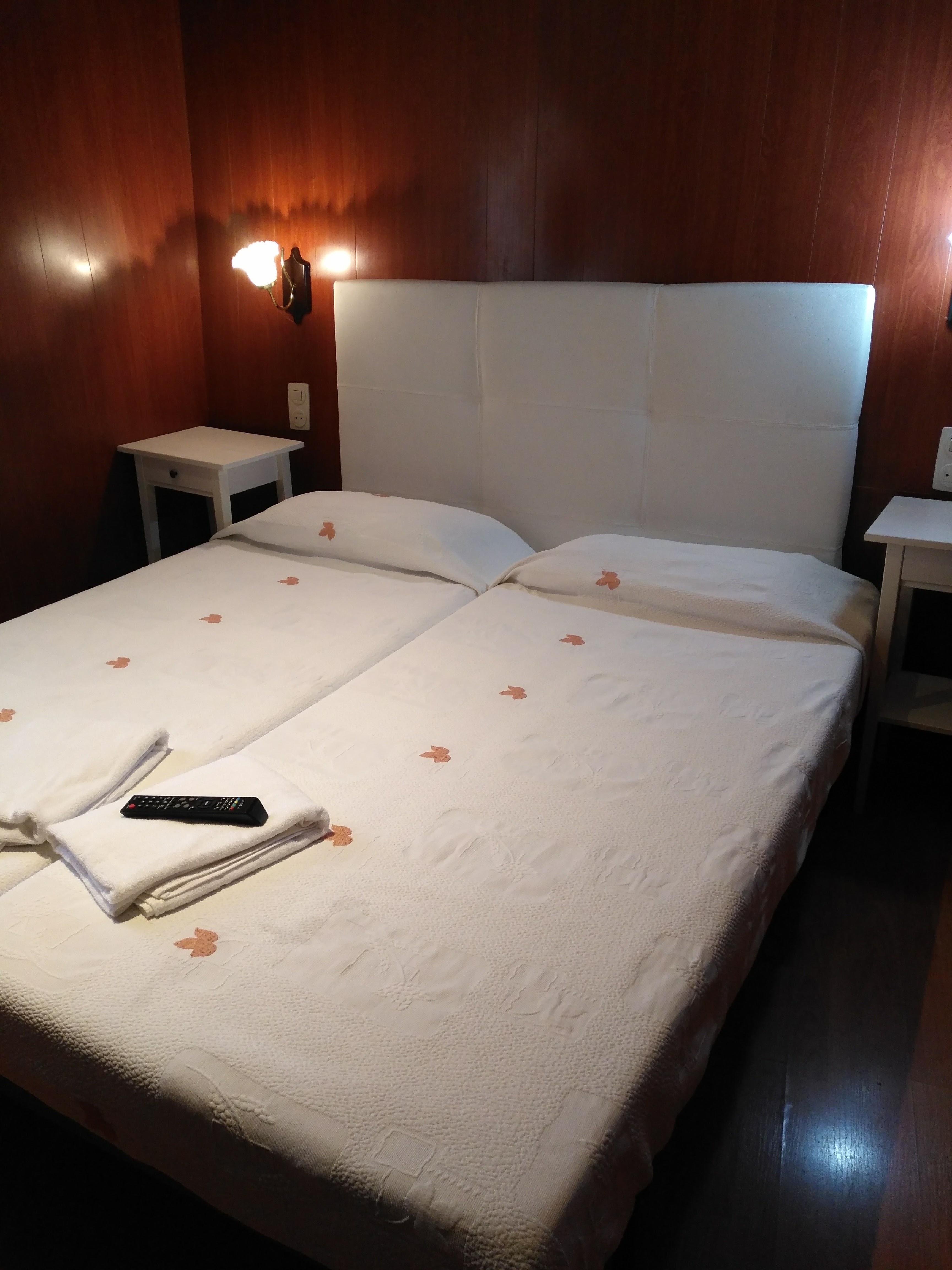 Hostal Porta De Nuria 리베스 데 프레세르 외부 사진