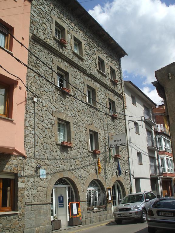 Hostal Porta De Nuria 리베스 데 프레세르 외부 사진