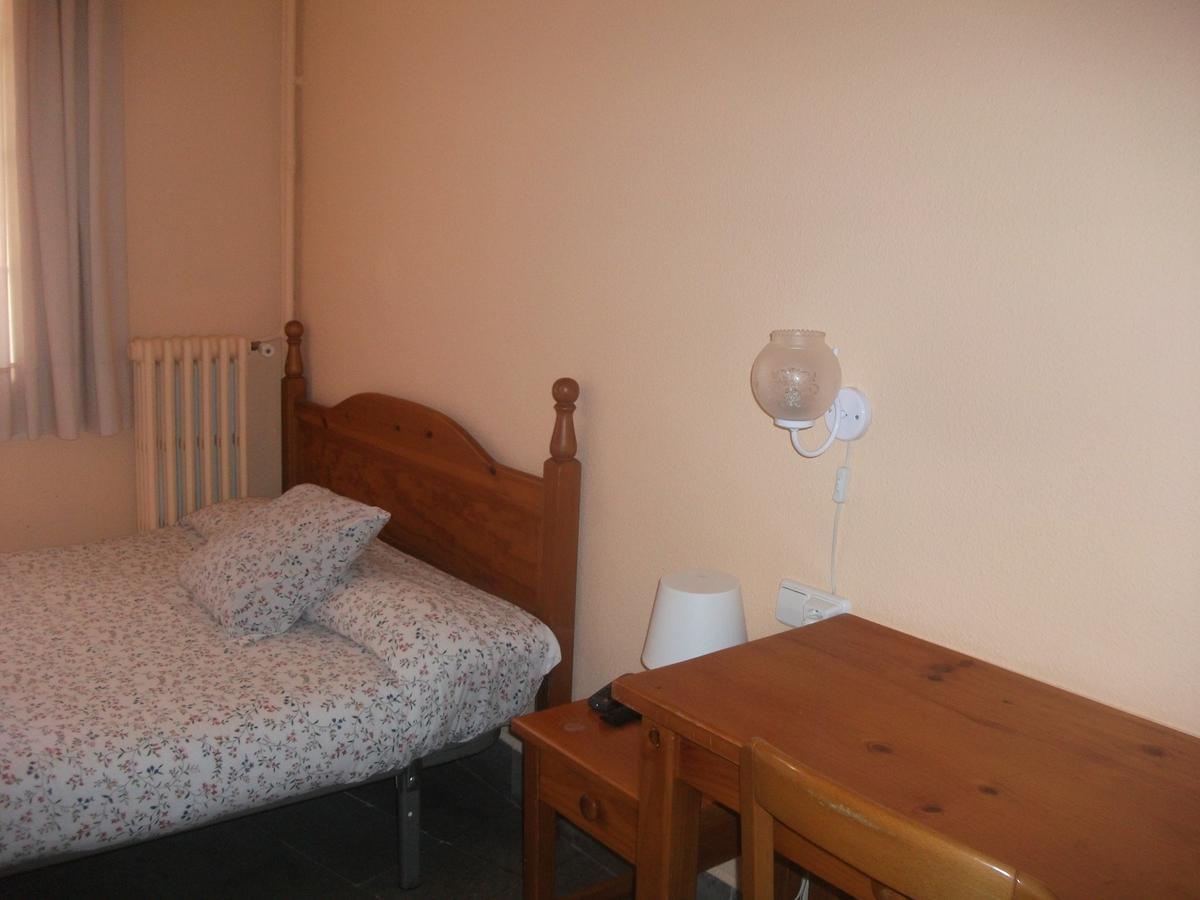 Hostal Porta De Nuria 리베스 데 프레세르 외부 사진